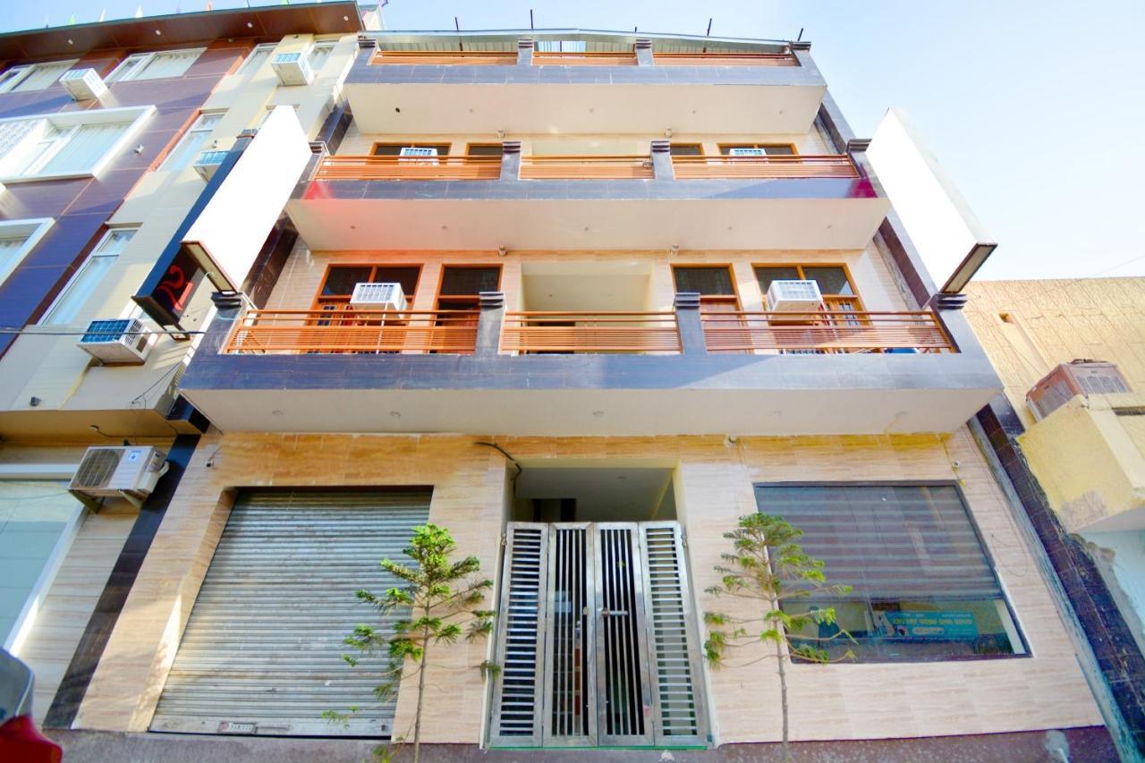 Oyo Flagship 38733 The Sai Palace Panchkula Exterior photo