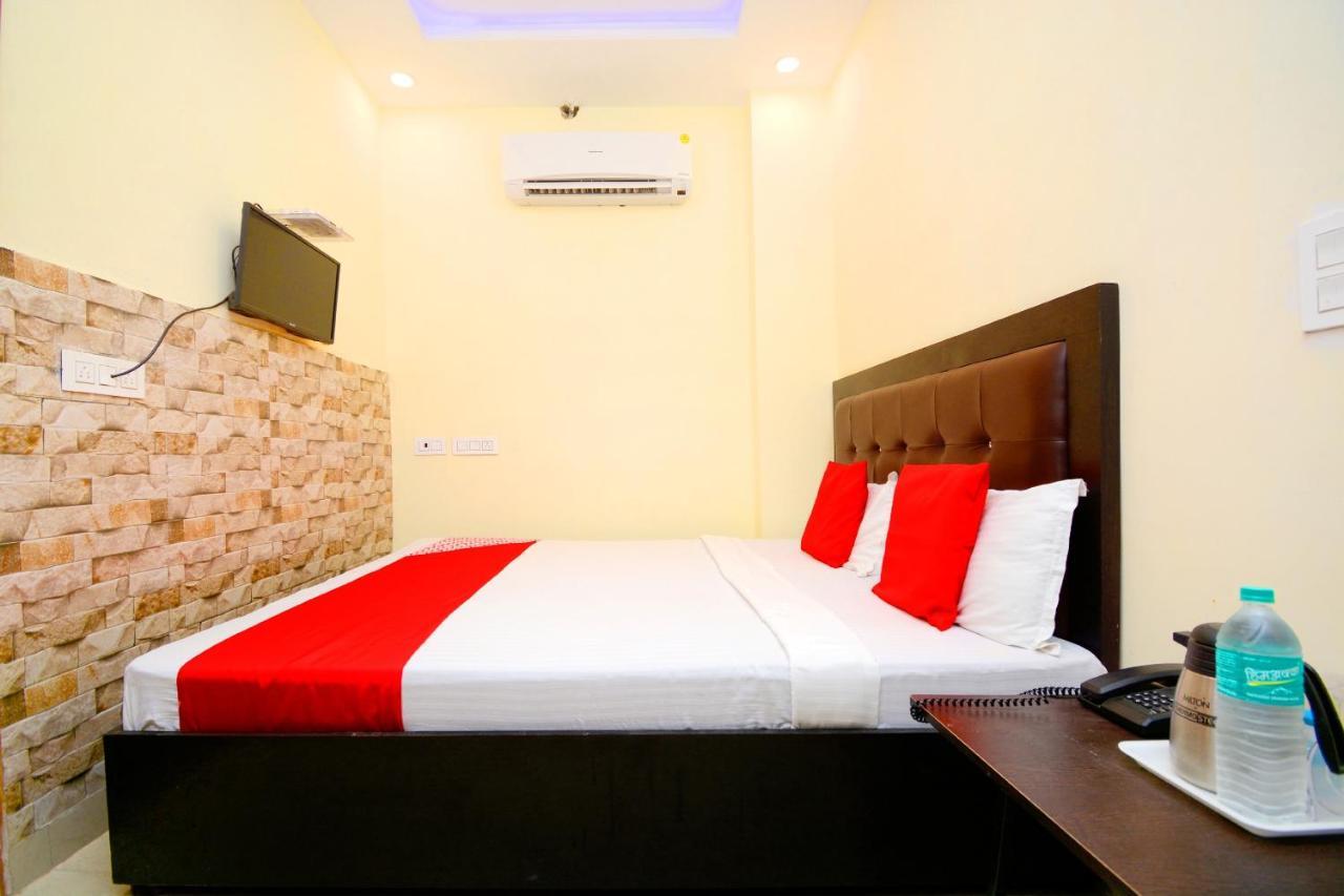 Oyo Flagship 38733 The Sai Palace Panchkula Exterior photo