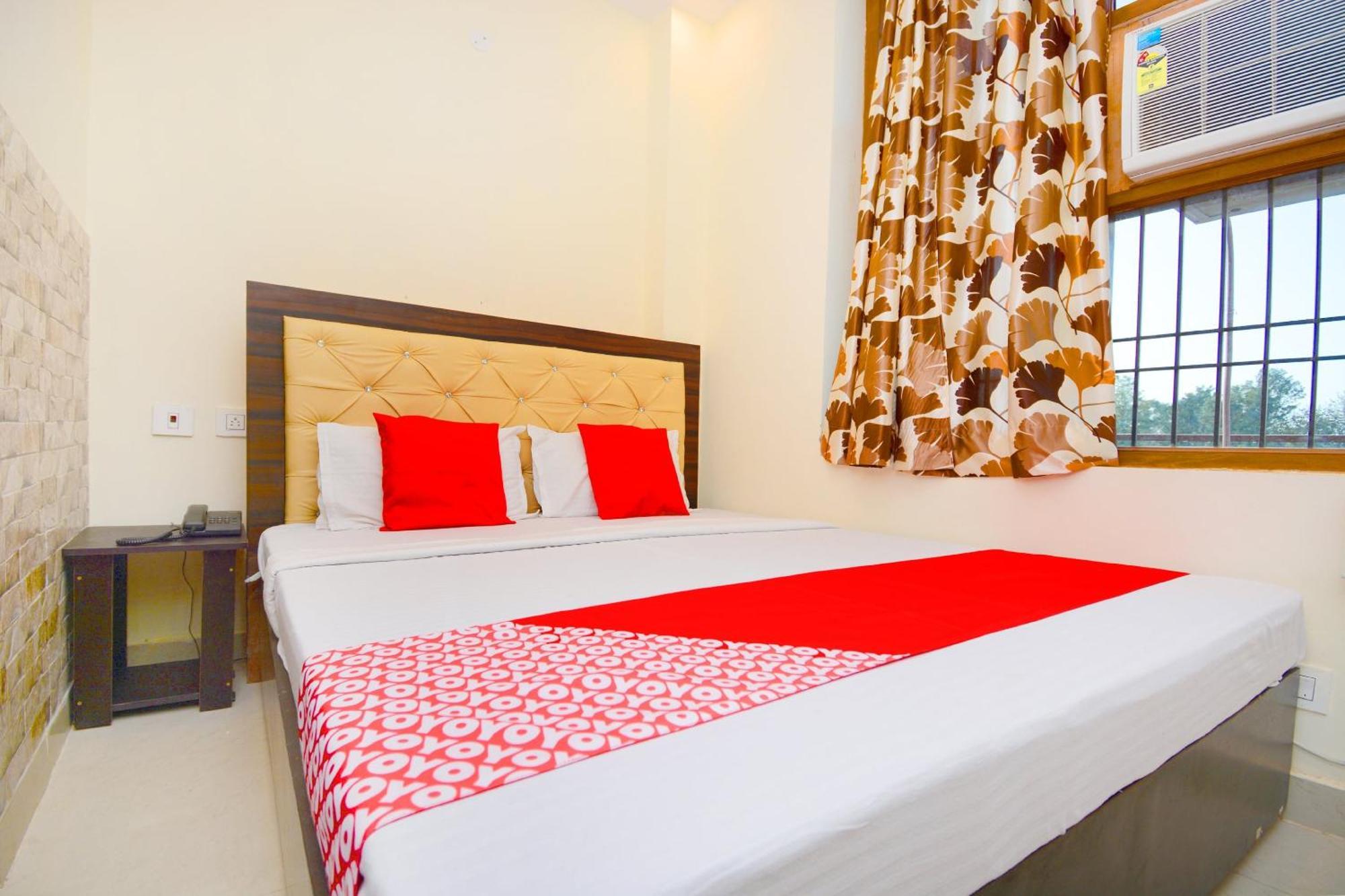 Oyo Flagship 38733 The Sai Palace Panchkula Exterior photo